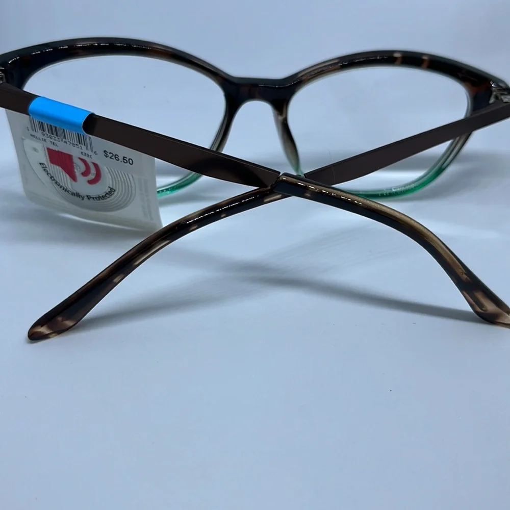 glasses feature